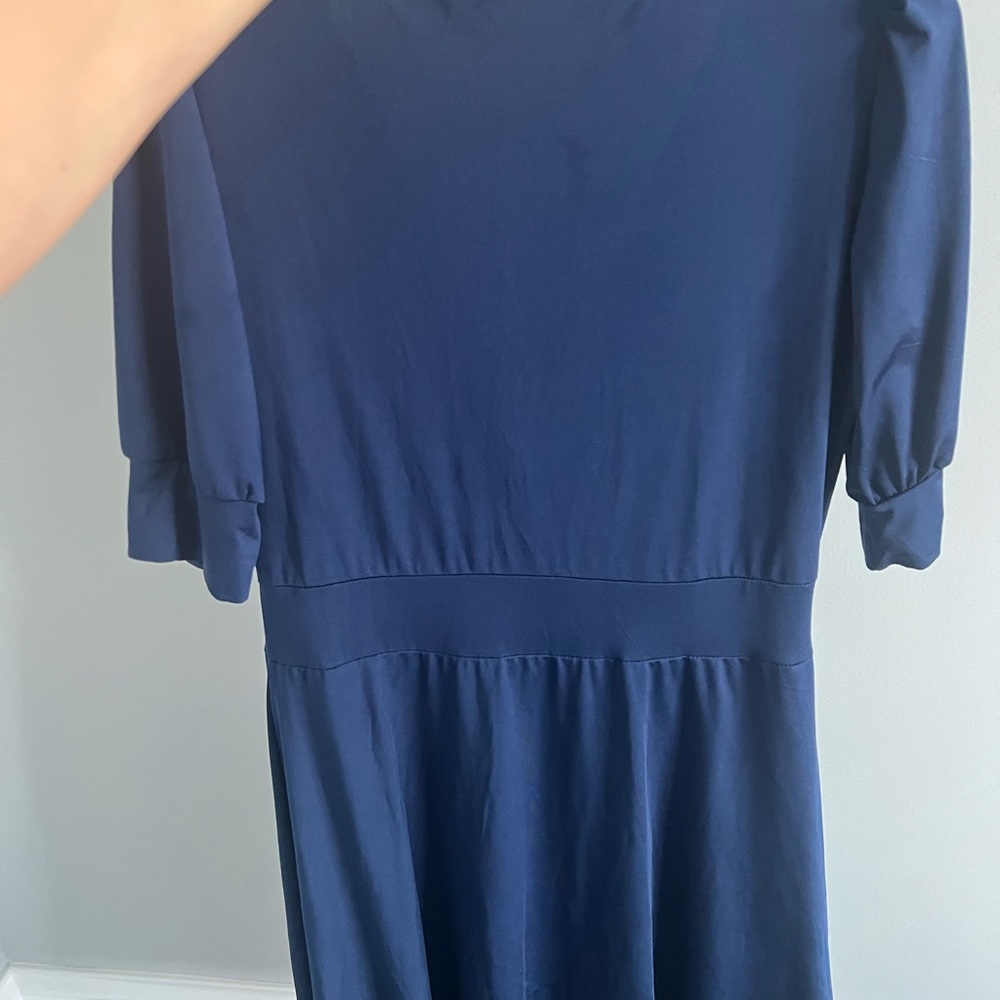 Dress - Picture 2 of 6